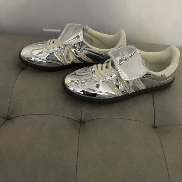 Special Edition: Wales Bonner Adidas Women's Silver Sneakers - Picture 3 of 7